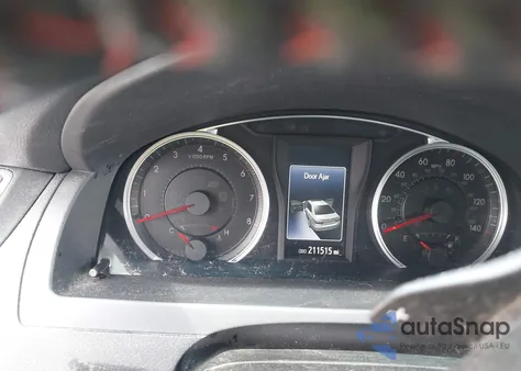 2016 Toyota Camry Xse z USA, uszkodzony, nr VIN 4T1BF1FK2GU226187